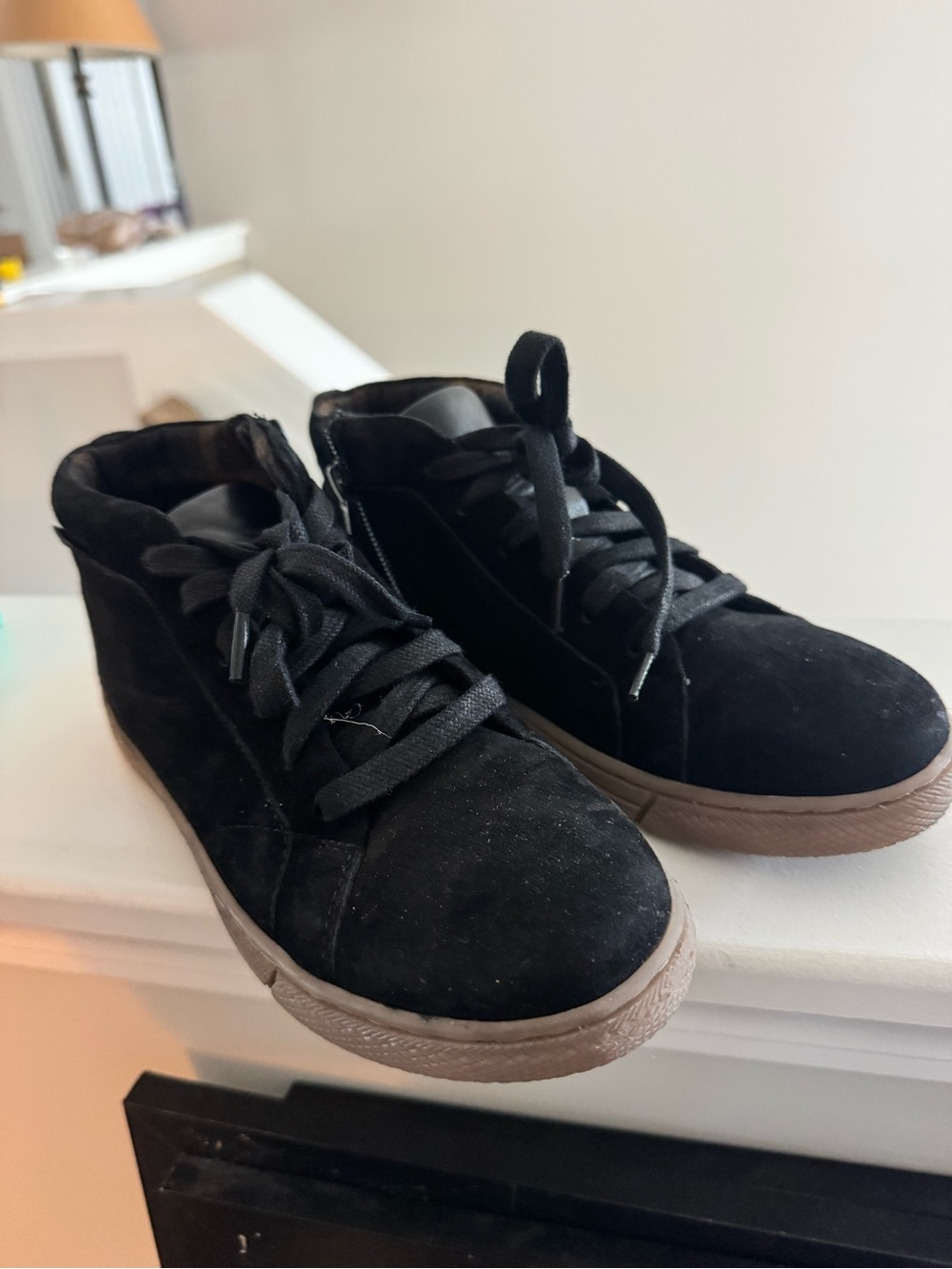 Steve Madden Black Suede Kids High-Top Sneakers with Brown Sole